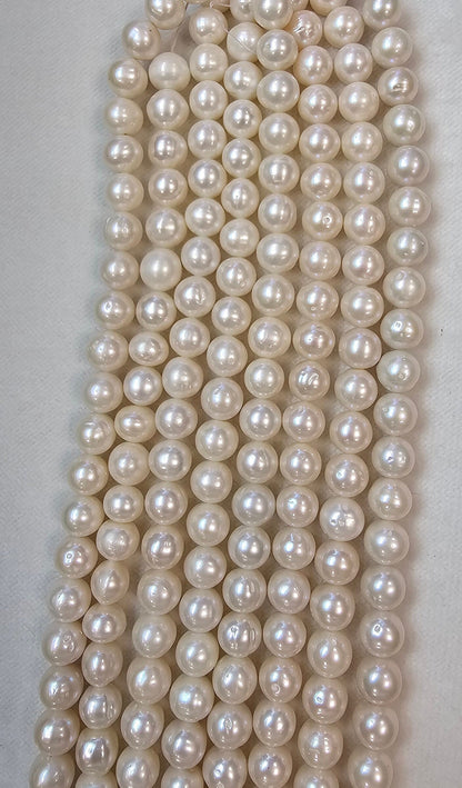 Natural White Round Freshwater Pearl with strand length 16" size 9-10mm, 11-12mm